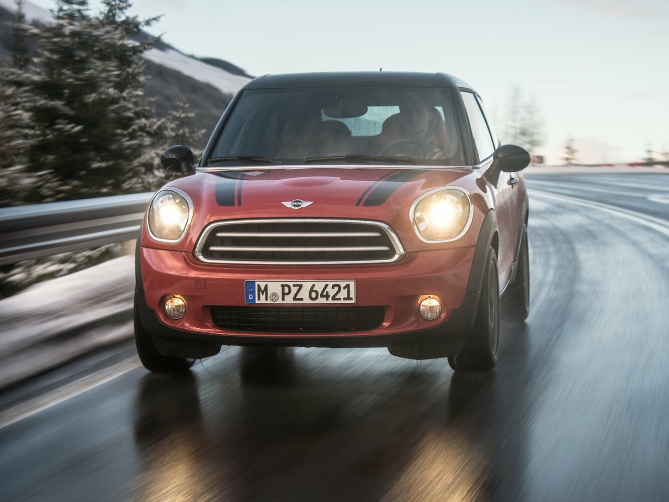 Mini Paceman — справочные фотографии комплектации, Спереди