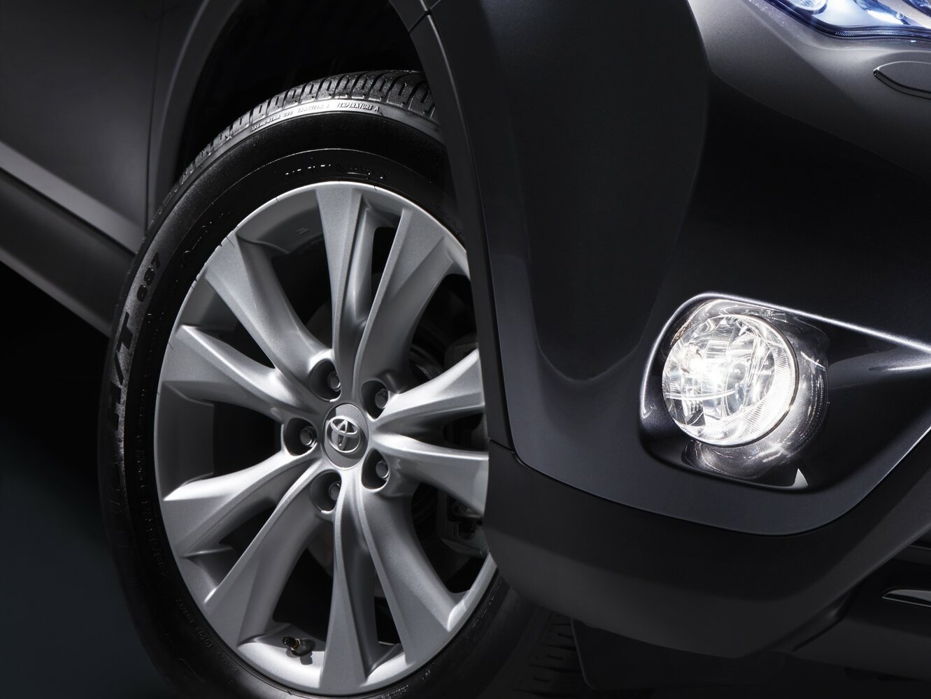 Toyota RAV4 — справочные фотографии комплектации, Диск
