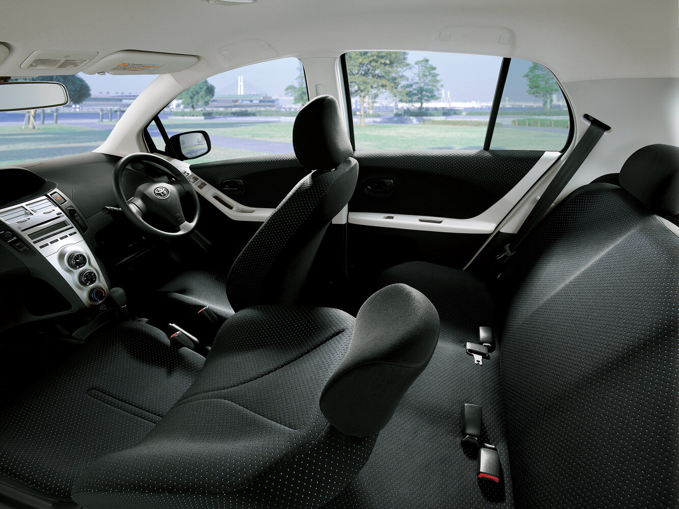 Toyota Vitz F