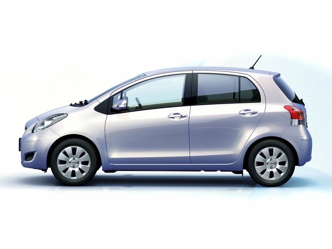Toyota Vitz F
