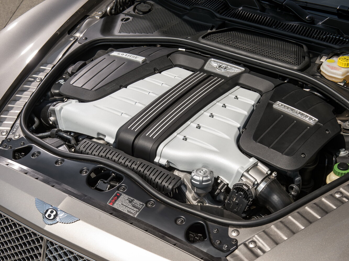 Bentley Flying Spur — справочные фотографии комплектации, Интерьер 1