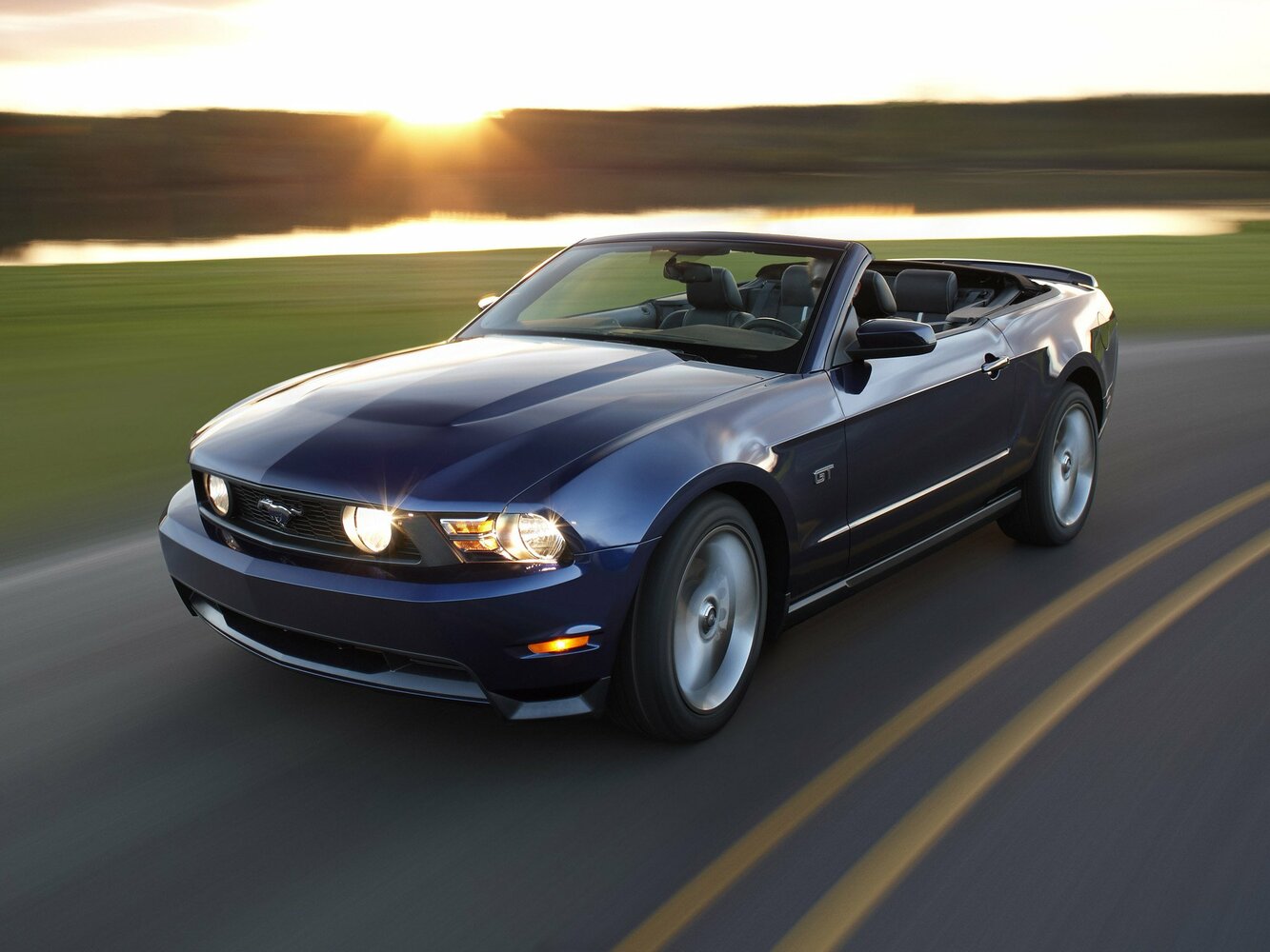 Ford Mustang V Рестайлинг (2009–2014) · 3.7 MT (309 л.с.)