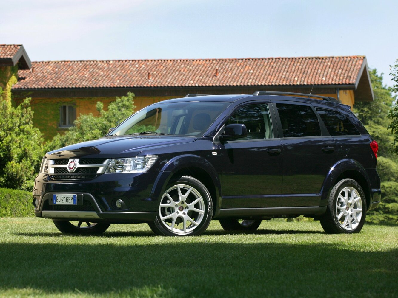 Fiat Freemont (2011–2016) · 2.4 AT (170 л.с.)