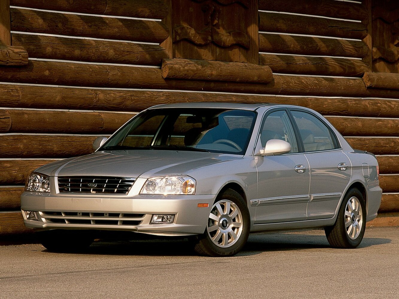 Kia Optima I (2000–2002) · 2.0 MT (136 л.с.)