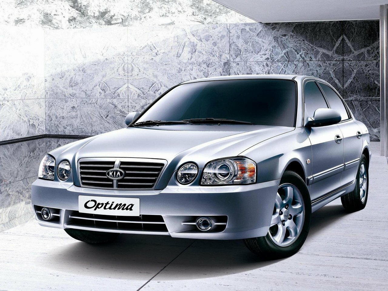 Kia Optima I Рестайлинг (2002–2005) · 2.0 AT (136 л.с.)