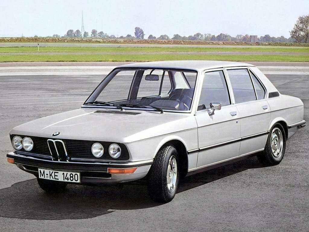 BMW 5 серии I (E12) (1972–1976) · 520i 2.0 MT (131 л.с.)
