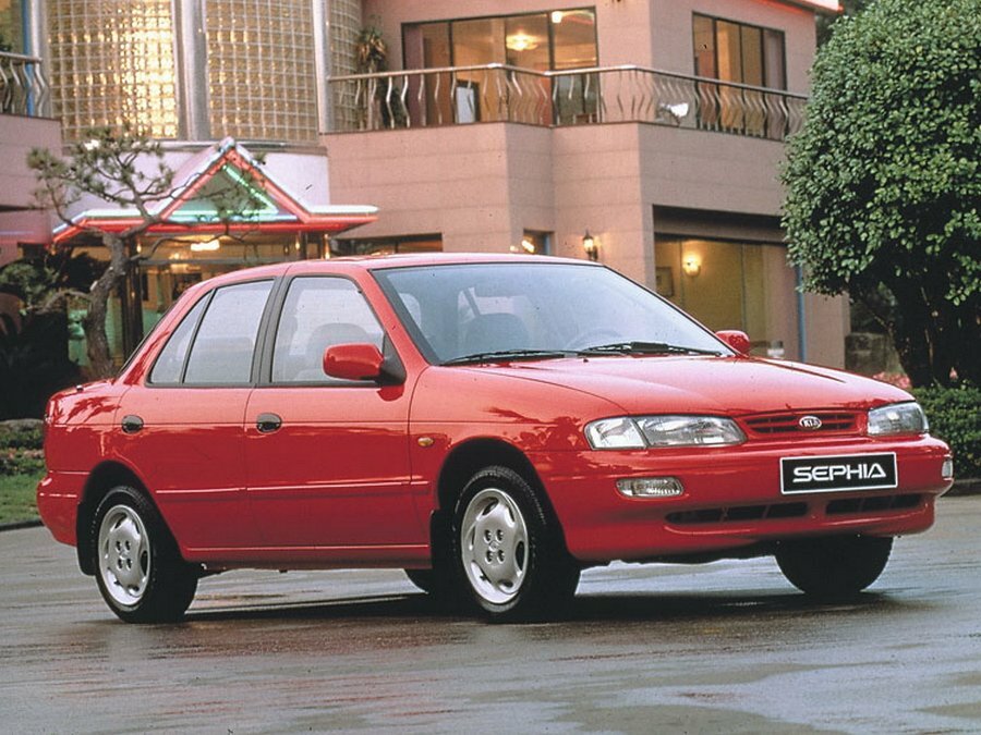 Kia Sephia I Рестайлинг (1994–1998) · 1.5 MT (92 л.с.)