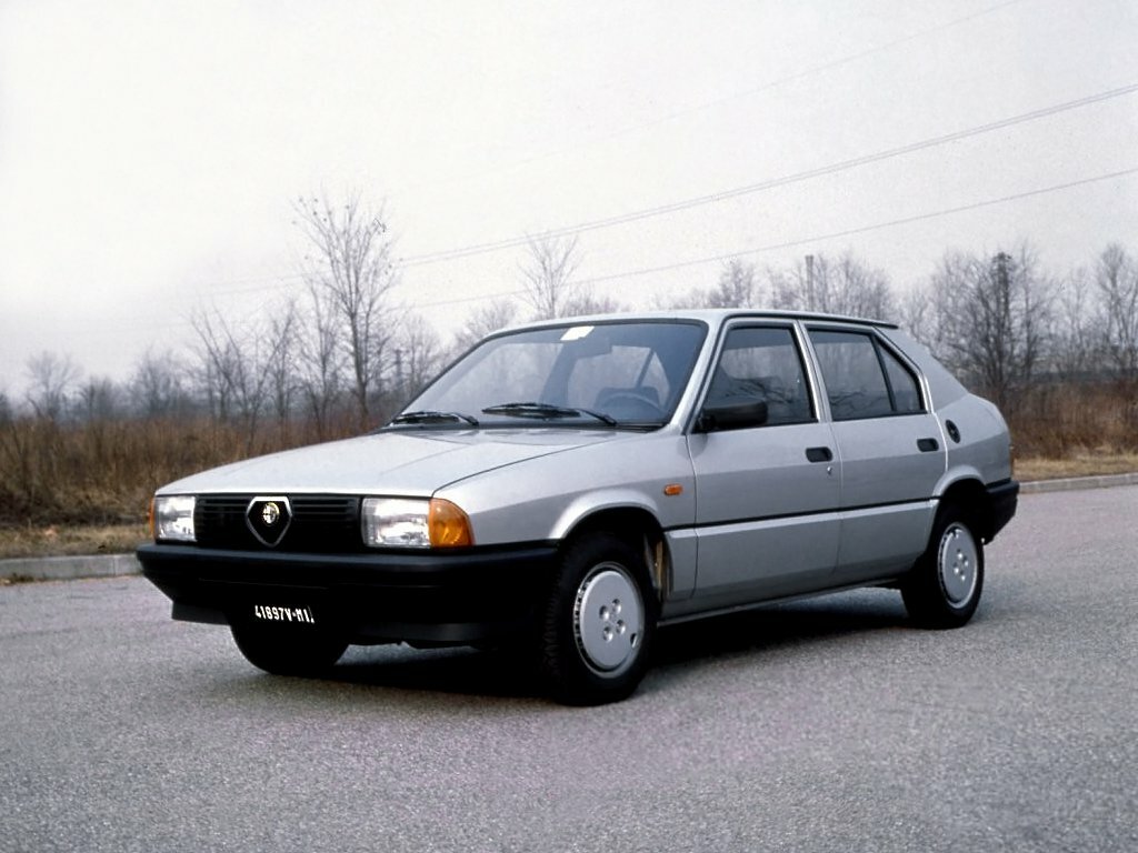 Alfa Romeo 33 I (1983–1986) · 1.5 MT (95 л.с.)