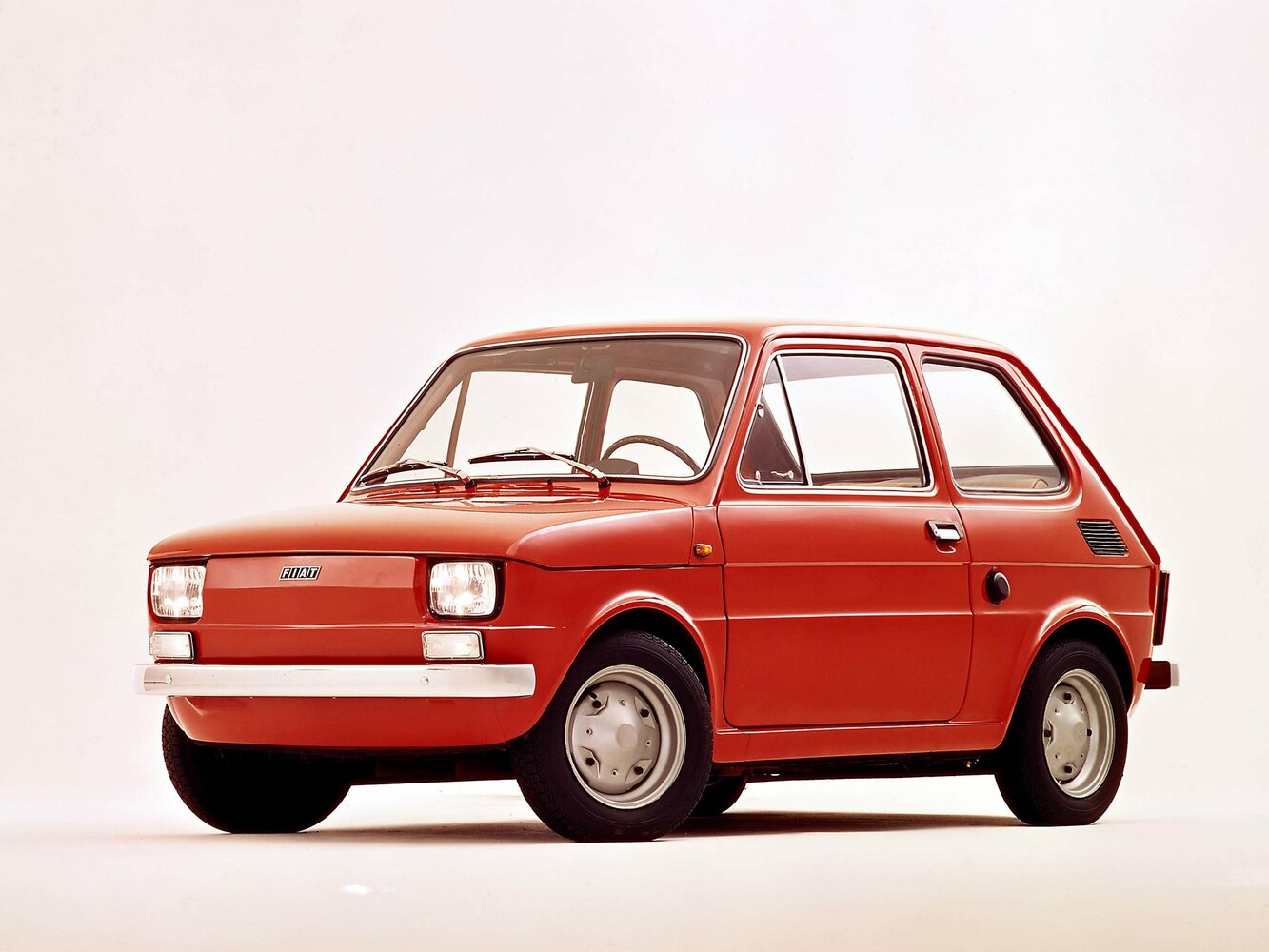 Fiat 126 I (1972–1996) · 0.6 MT (23 л.с.)