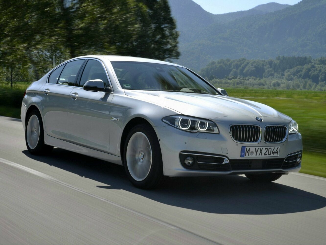 BMW 5 серии VI (F10/F11/F07) Рестайлинг (2013–2017) · 518d 2.0d MT (143 л.с.)