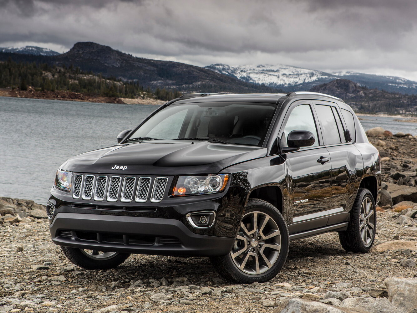 Jeep Compass I Рестайлинг 2 (2013–2016) · 2.4 MT (174 л.с.)
