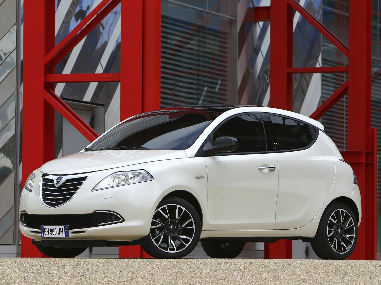Lancia Ypsilon III (Type 846) (2011–2015) · 1.2 MT (69 л.с.)