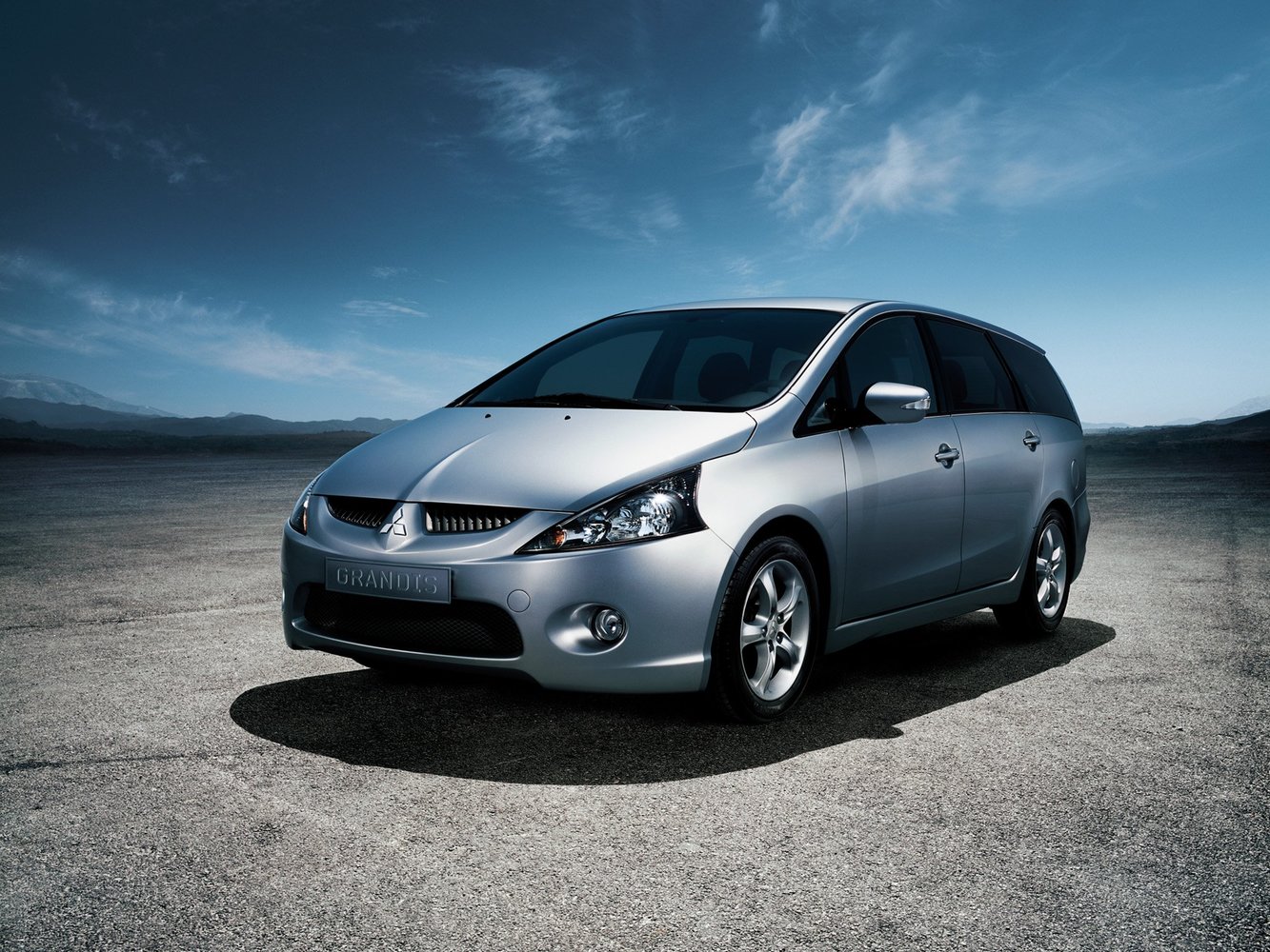 Mitsubishi Grandis I (2003–2011) · 2.4 AT (165 л.с.)