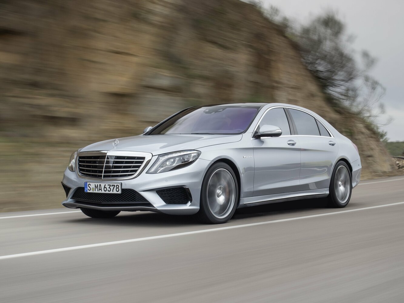 63 AMG Long 5.5 AT (585 л.с.) 4WD