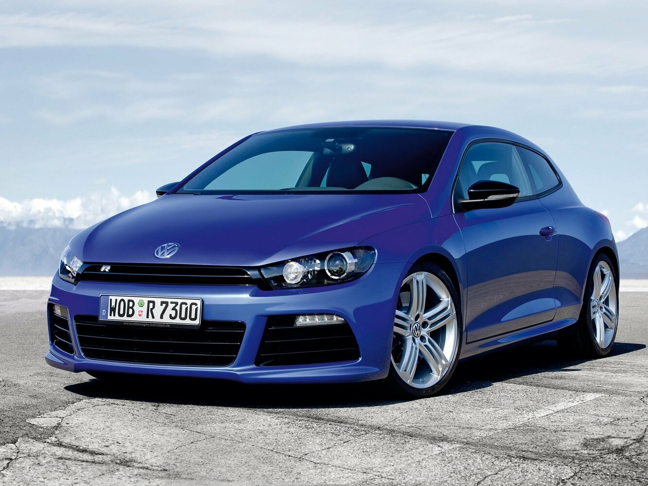 Volkswagen Scirocco R I (2009–2014) · 2.0 MT (265 л.с.)