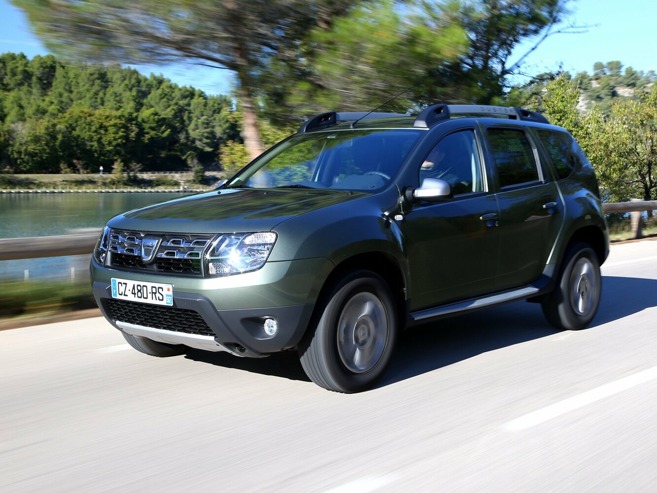 Dacia Duster I Рестайлинг (2013–2017) · 1.2 MT (125 л.с.) 4WD