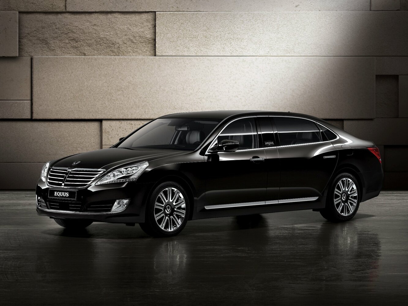 Hyundai Equus II Рестайлинг (2013–2016) · Limousine 8AT 5.0 AT (430 л.с.)