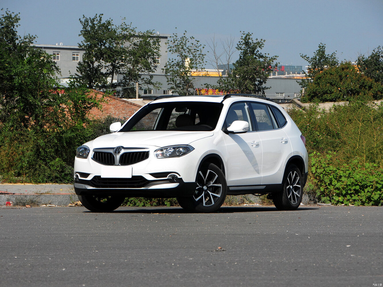 Brilliance V5 I (2011–2017) · 1.6 AT (110 л.с.)