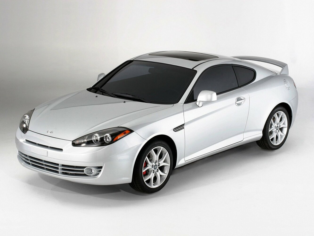 Hyundai Tiburon II (GK) Рестайлинг (2007–2009) · 2.7 MT (173 л.с.)