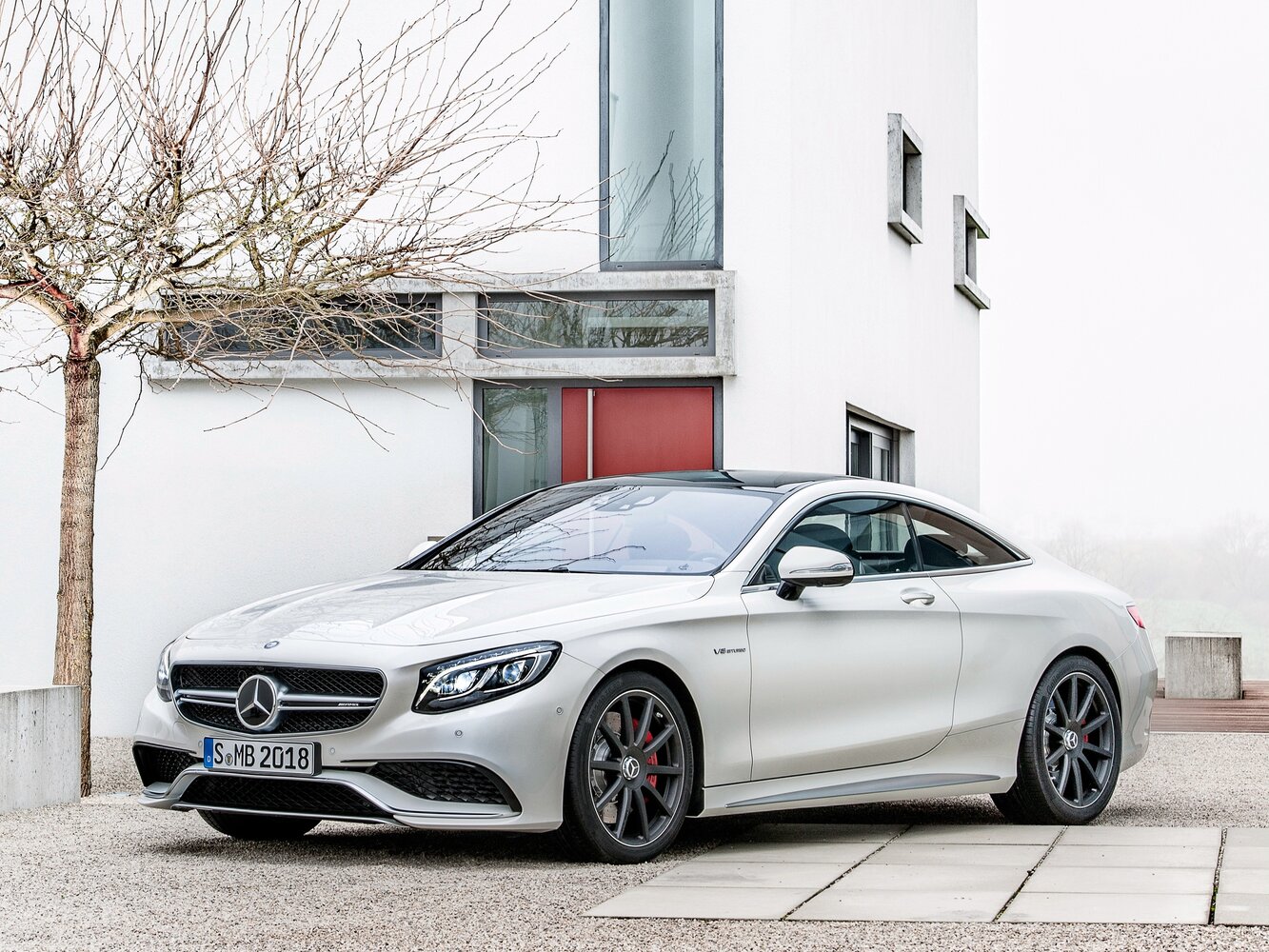 63 AMG 5.5 AT (585 л.с.) 4WD