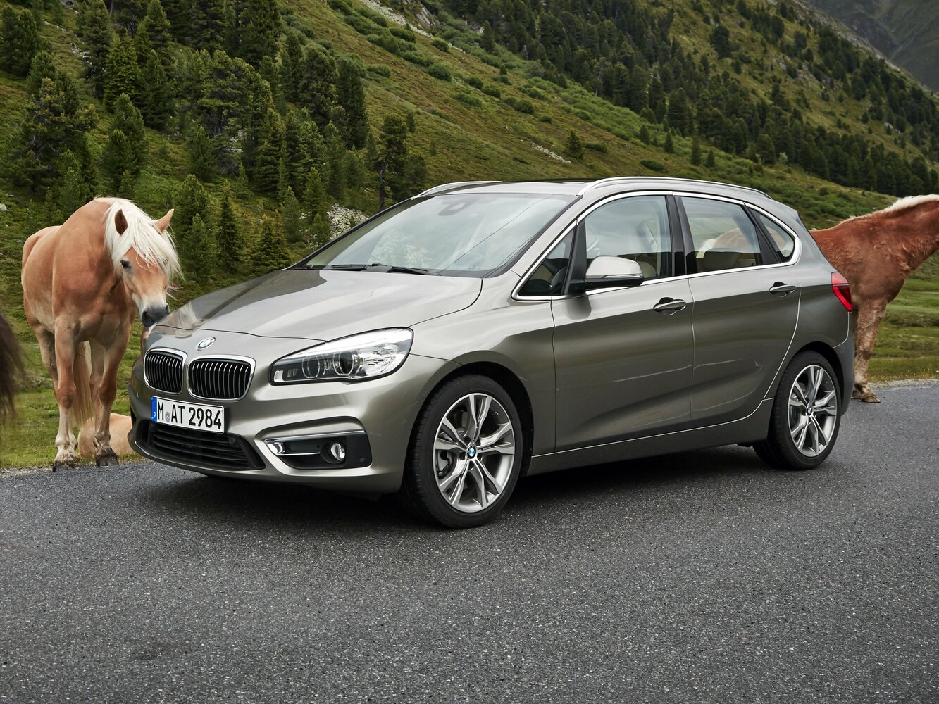 BMW 2 серии Active Tourer F45 (2014–2018) · 216i 1.5 MT (102 л.с.)