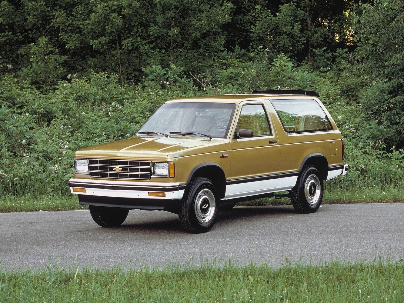 Chevrolet Blazer I (1982–1990) · 2.8 AT (125 л.с.) 4WD