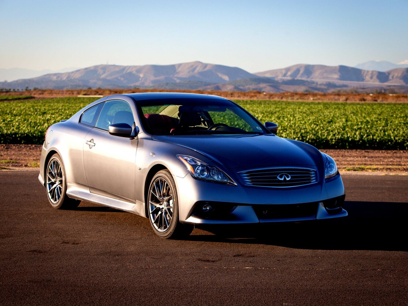 Infiniti Q60 I (2013–2016) · IPL 3.7 MT (348 л.с.)