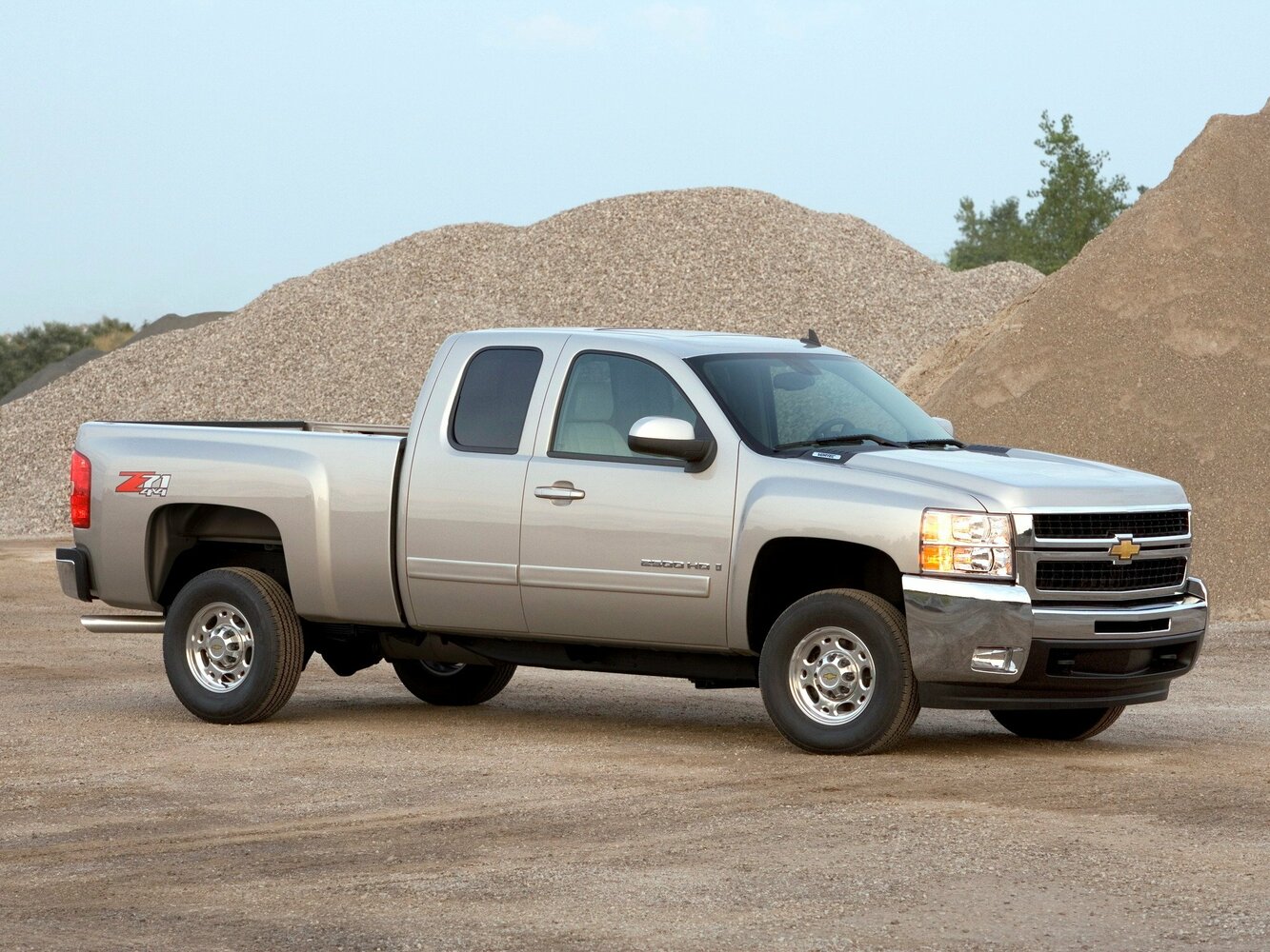 Chevrolet Silverado II (GMT900) (2007–2013) · 6.6d AT (365 л.с.) 4WD
