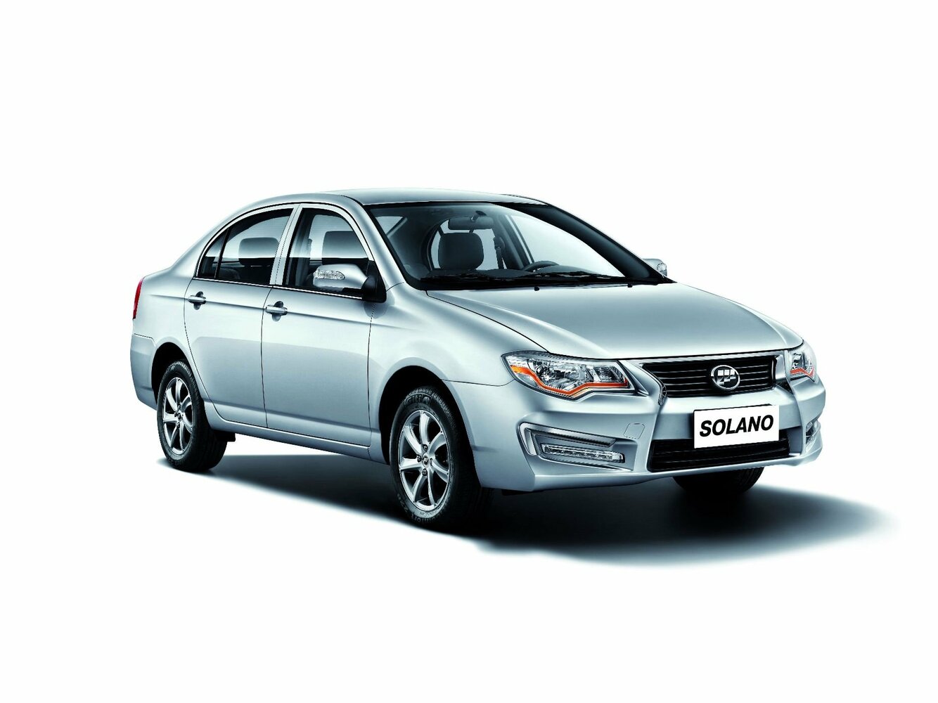 Lifan Solano I Рестайлинг (630) (2014–2016) · 1.8 MT (133 л.с.)