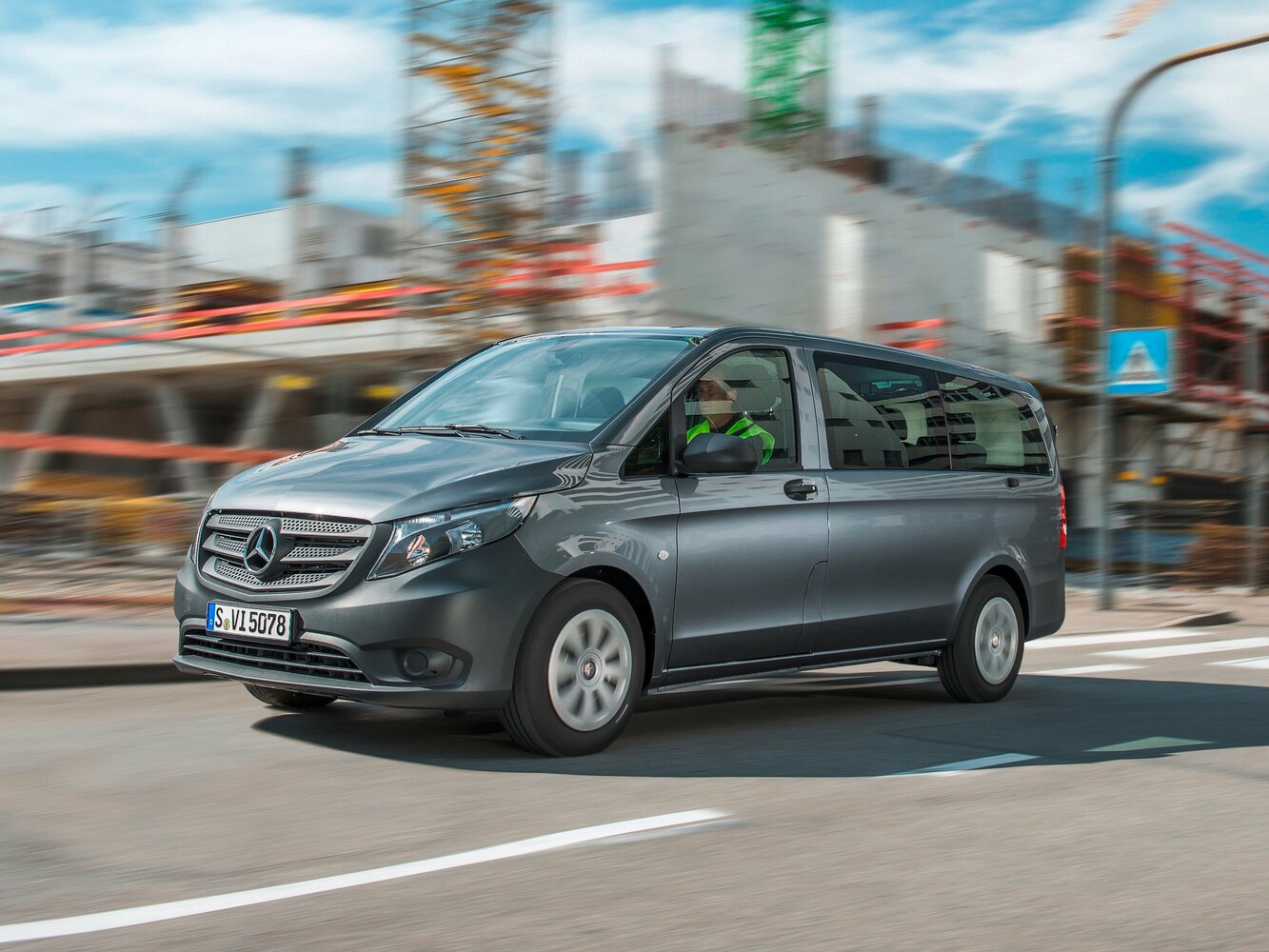 Mercedes-Benz Vito III (W447) (2014–2026) · eVito Electro AT (85.0 кВт)