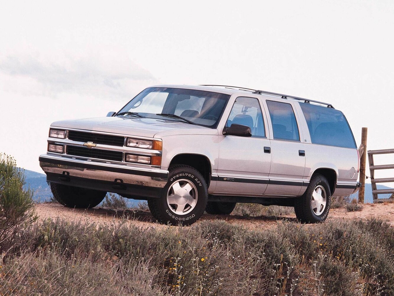 Chevrolet Suburban VIII (1991–2001) · 5.7 AT (255 л.с.)