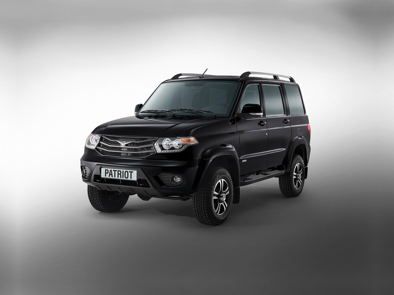 УАЗ Patriot I Рестайлинг 2 (2014–2016) · 2.7 MT (135 л.с.) 4WD