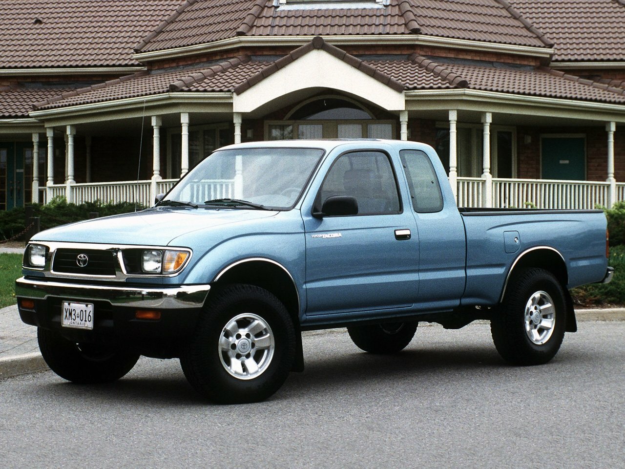 Toyota Tacoma I (1995–2000) · 2.7 AT (182 л.с.) 4WD