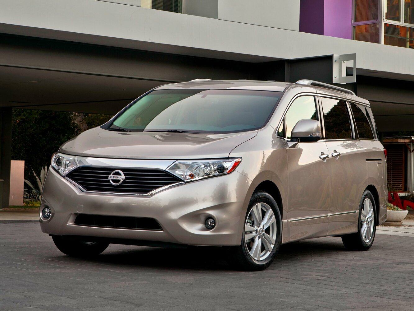 Nissan Quest IV (2010–2018) · 3.5 CVT (260 л.с.)
