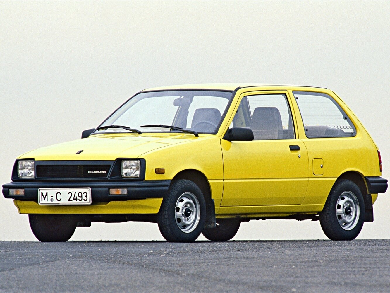 Suzuki Swift I (1983–1989) · 1.0 MT (71 л.с.)