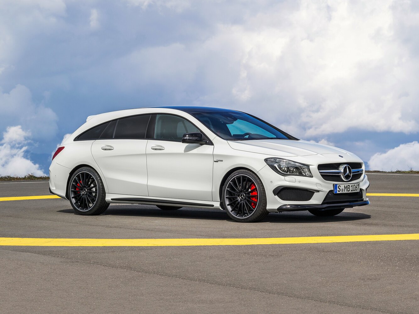 Mercedes-Benz CLA AMG I (C117, X117) (2013–2016) · 45 AMG 2.0 AMT (381 л.с.) 4WD