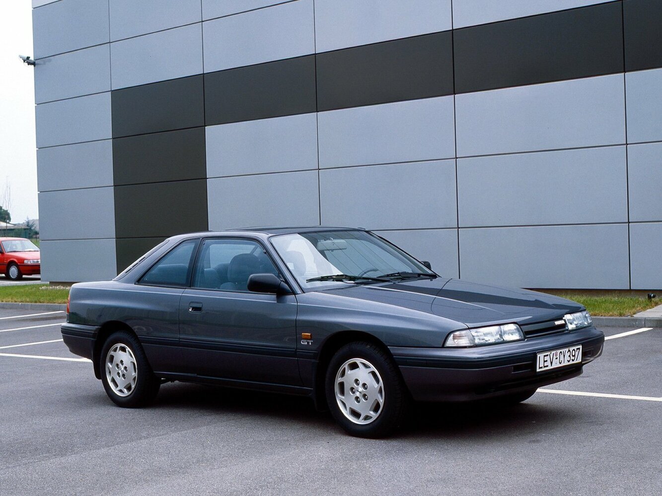 Mazda 626 III (GD) (1987–1996) · 2.0 MT (140 л.с.)
