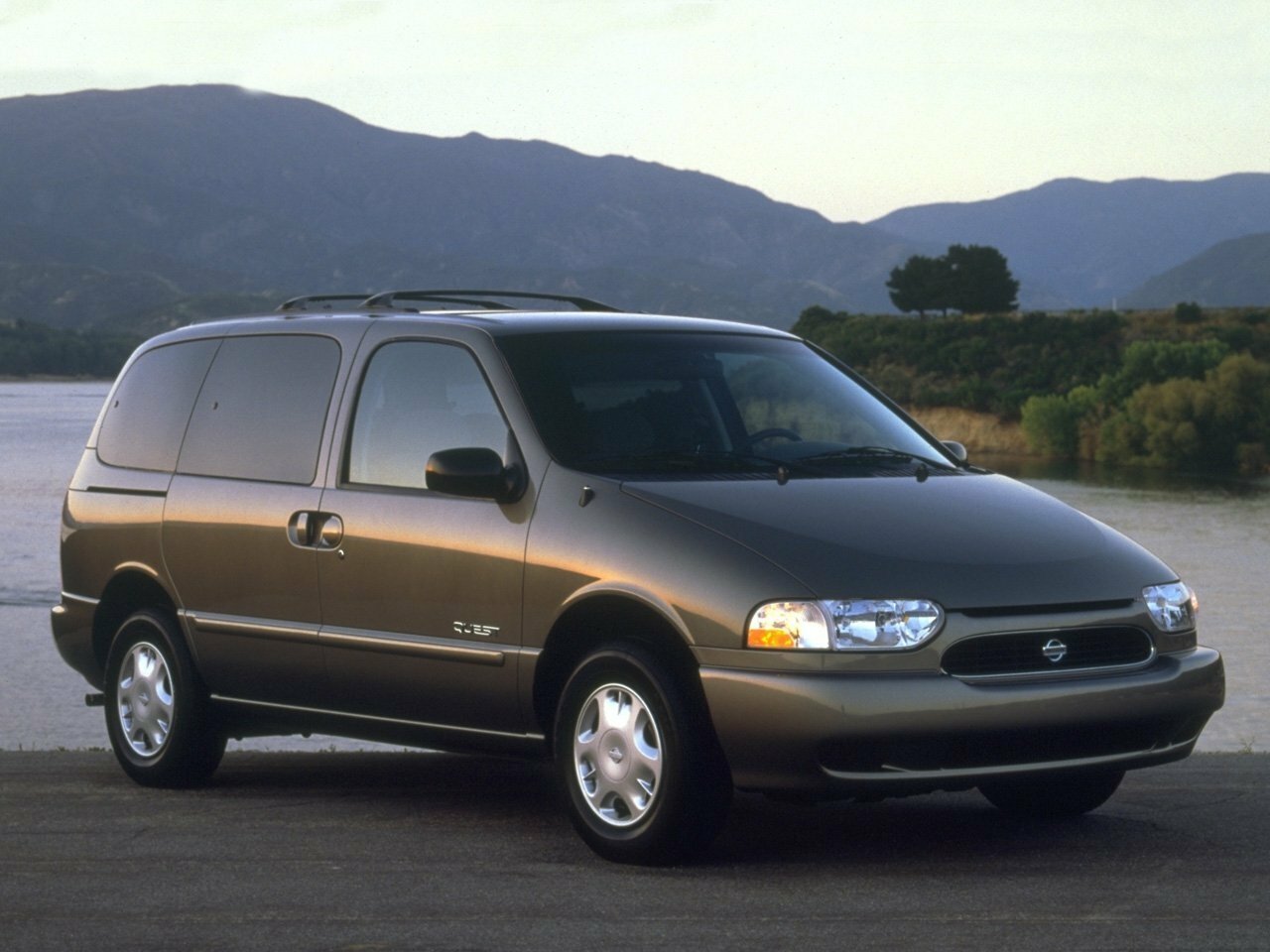 Nissan Quest II (1999–2002) · 3.3 AT (171 л.с.)