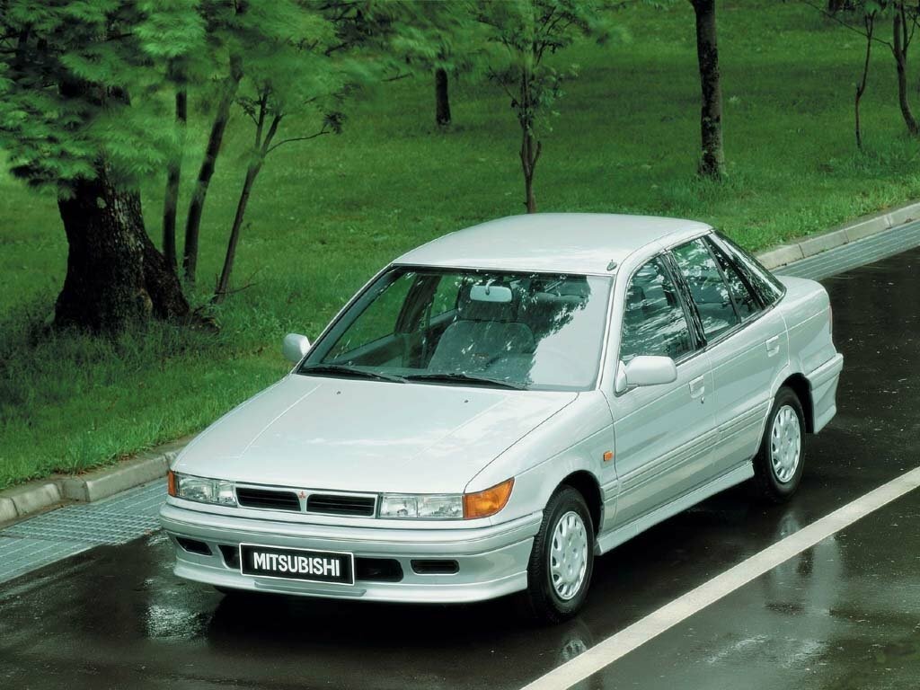 Mitsubishi Lancer V (1988–1994) · 1.5 MT (90 л.с.)