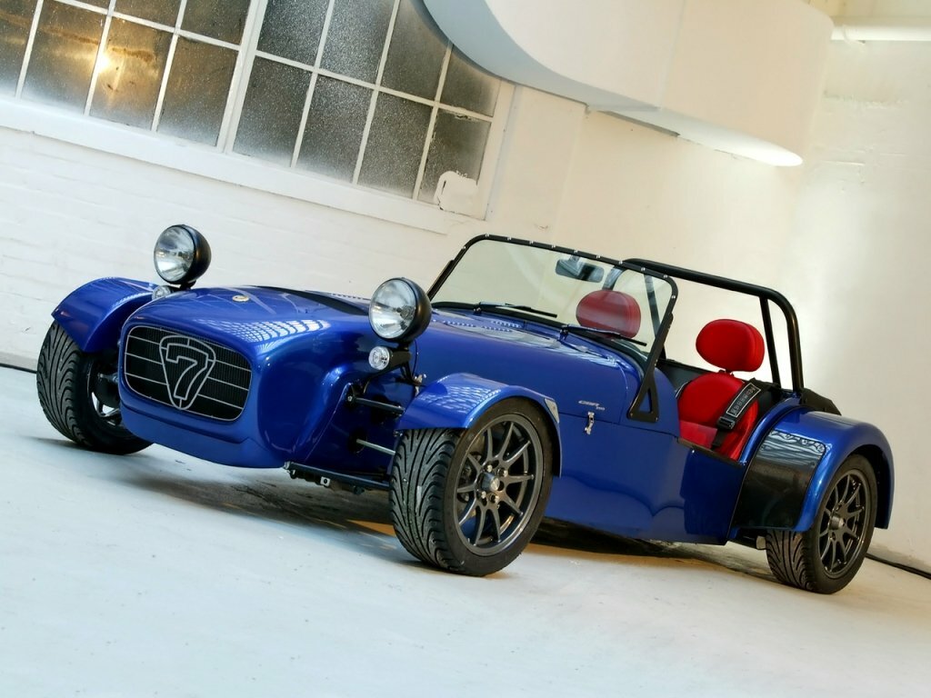 Caterham CSR (2005–2026) · 2.3 MT (200 л.с.)
