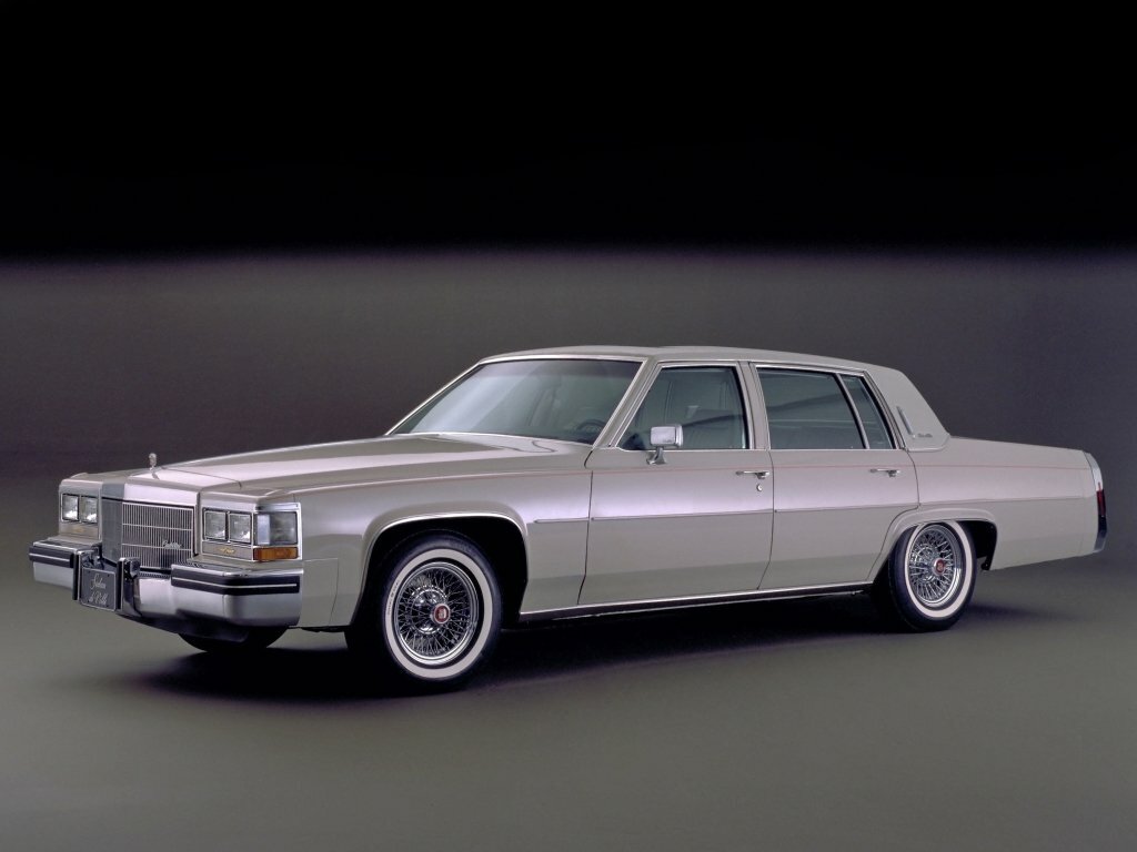 Cadillac DeVille V (1977–1984) · 4.1 AT (144 л.с.)