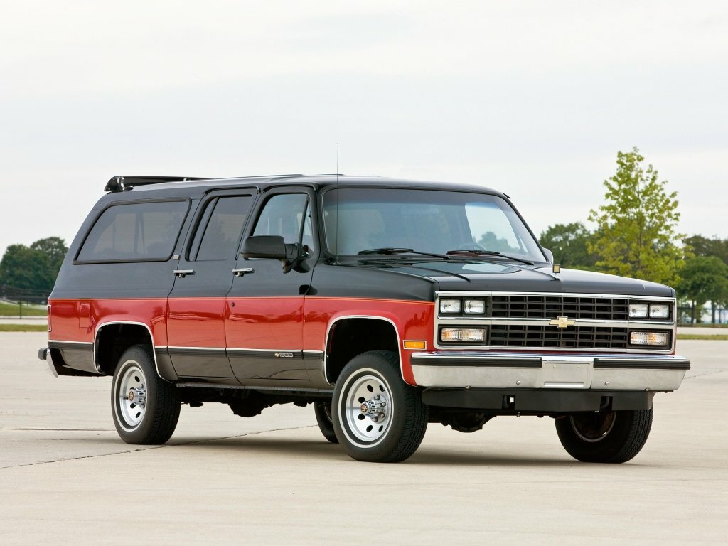 Chevrolet Suburban VII (1973–1991) · 6.2d AT (135 л.с.) 4WD