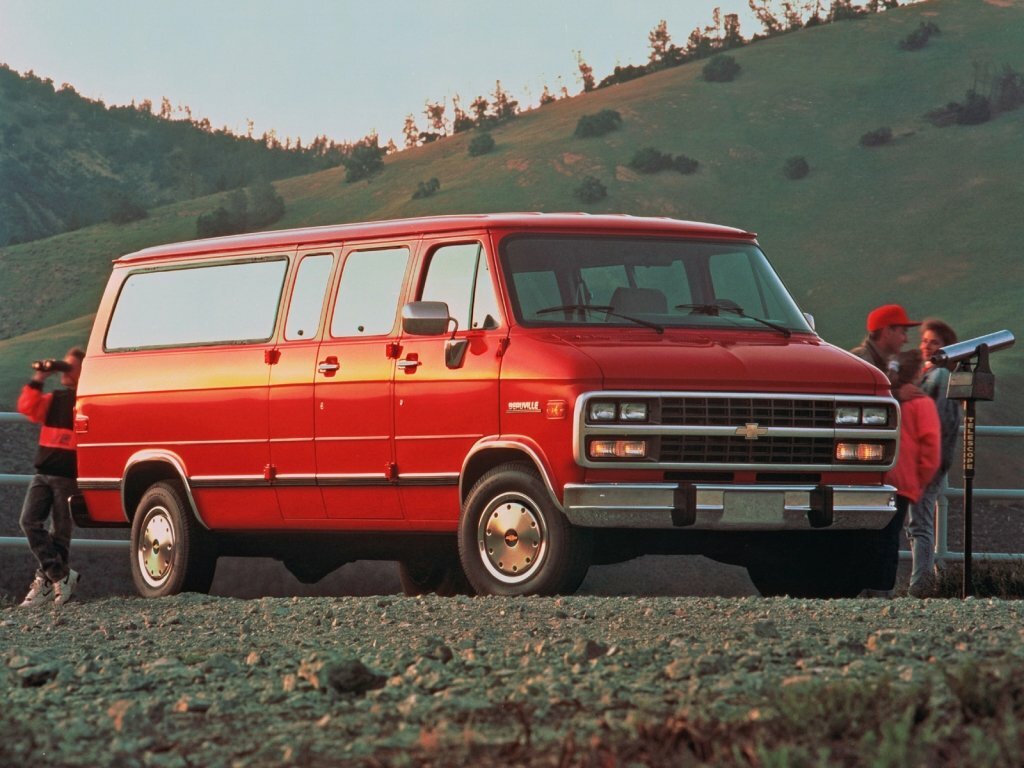 Chevrolet Van (1971–1996) · 6.5d MT (158 л.с.)