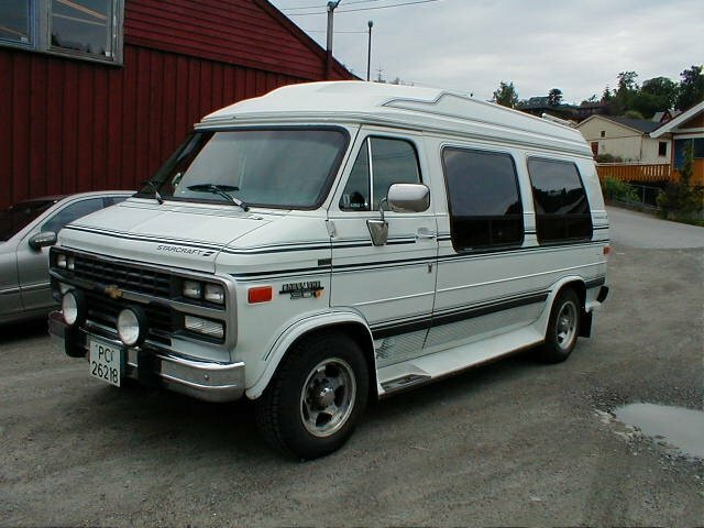Chevrolet Starcraft (1992–1996) · 6.5d AT (180 л.с.) 4WD