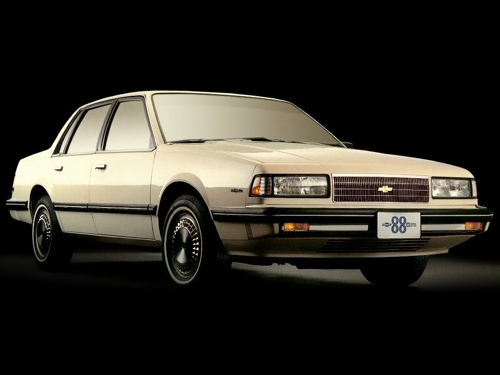 Chevrolet Celebrity (1982–1990) · 2.8 MT (130 л.с.)