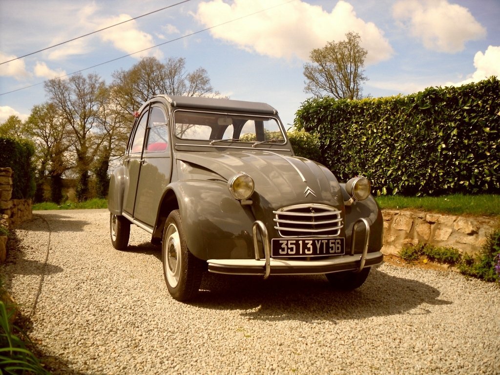 Citroen 2 CV (1963–1990) · 0.4 MT (9 л.с.)