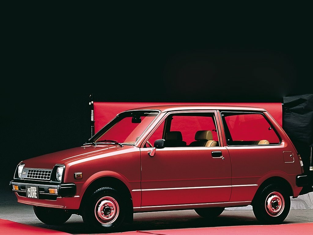 Daihatsu Cuore I (L55) (1980–1985) · 0.6 MT (30 л.с.)