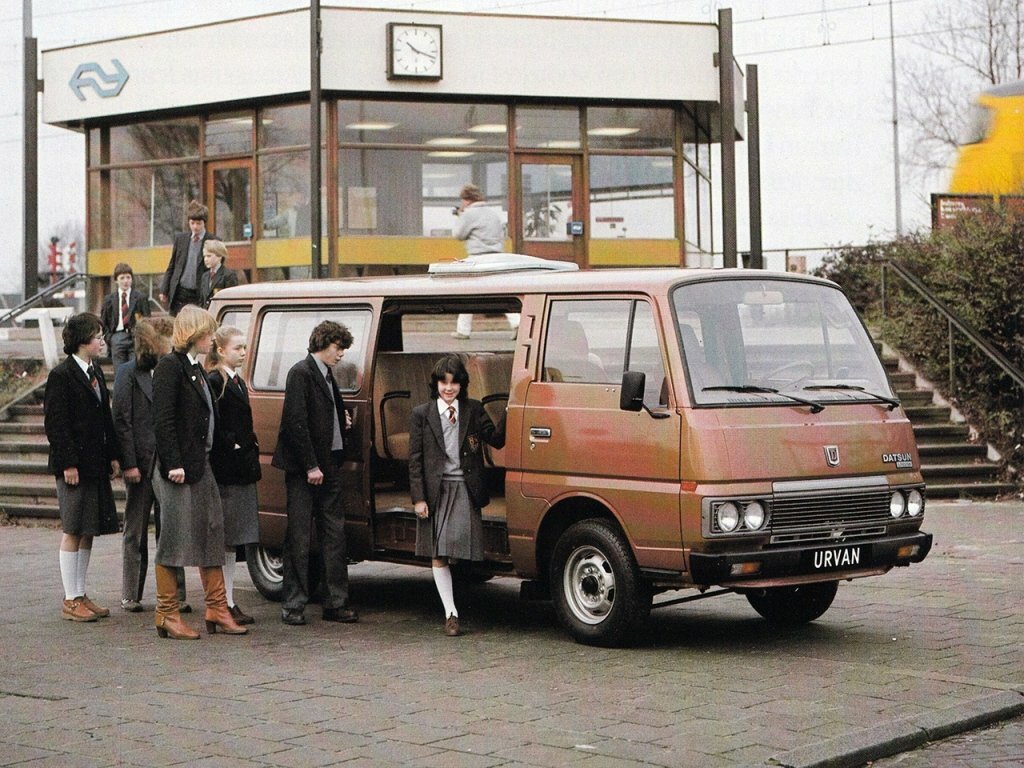 Datsun Urvan E23 (1982–1988) · 2.3d MT (69 л.с.)