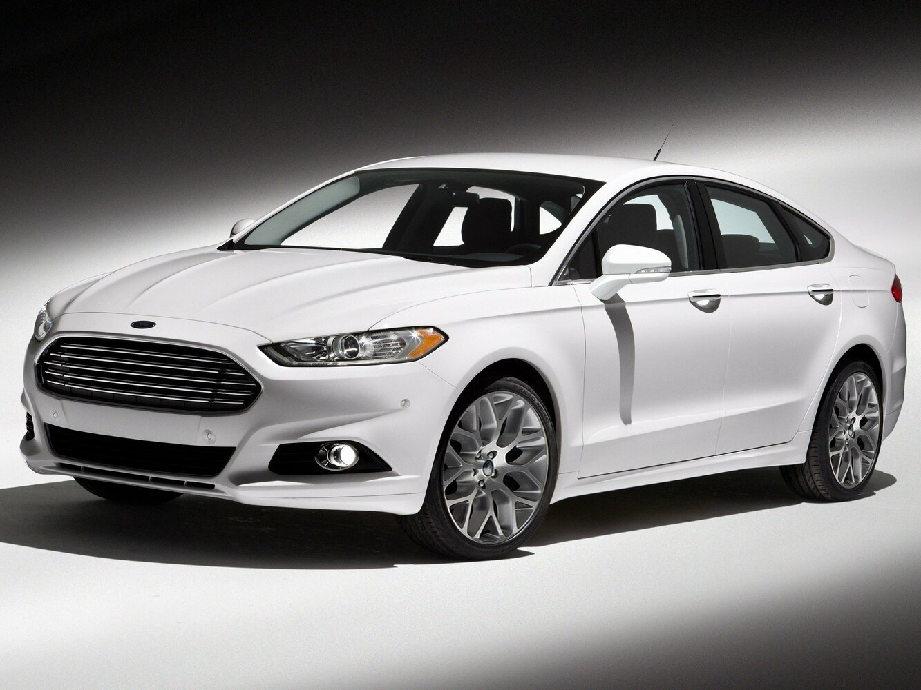 Ford Fusion (North America) II (2012–2016) · 1.6 AT (181 л.с.)