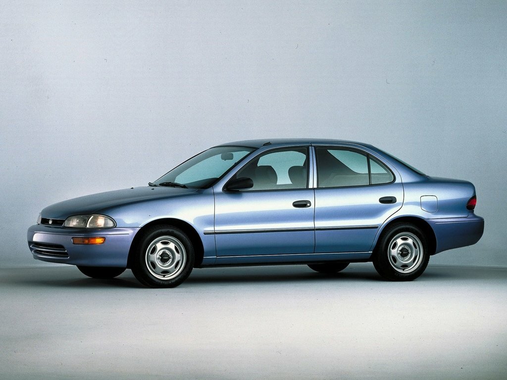 Geo Prizm III (1997–2002) · 1.8 MT (122 л.с.)